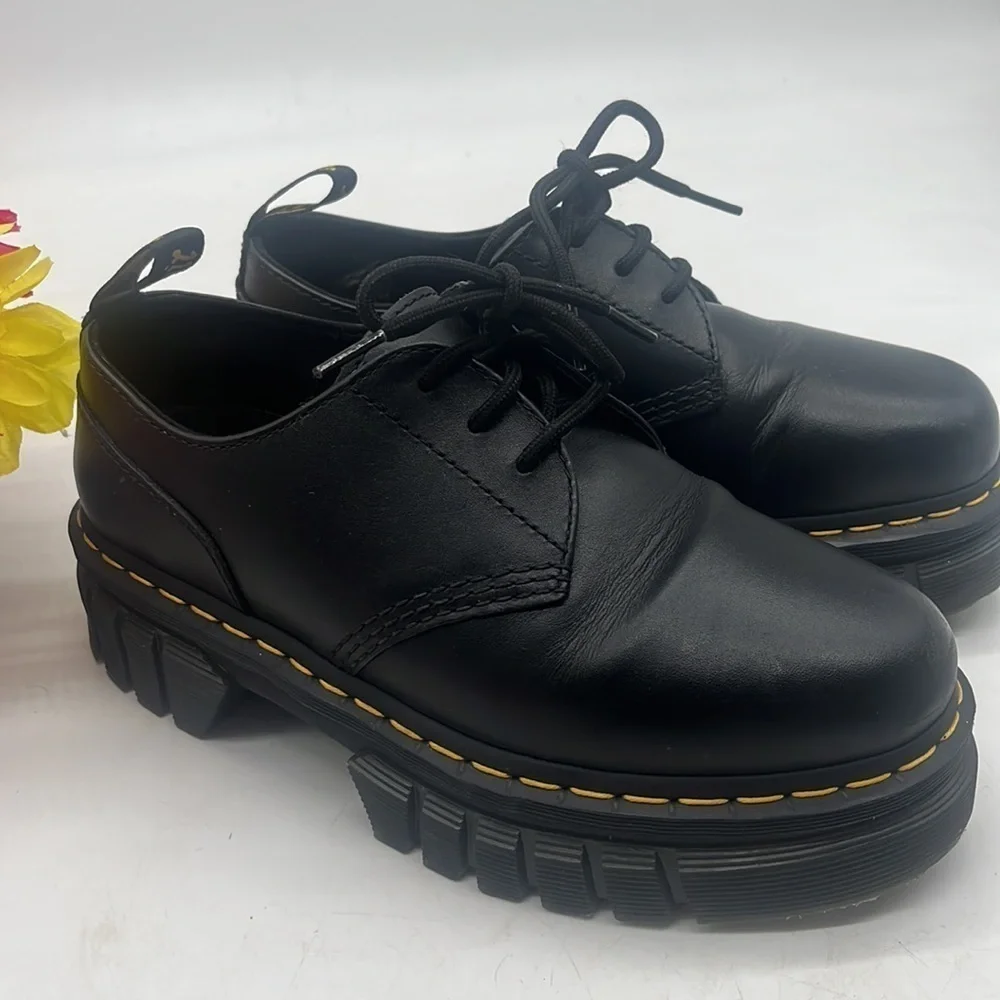 Dr. Martens NWOT Audrick 3 Eye Shoe Platform Oxford EU Size 41 DOC4729
